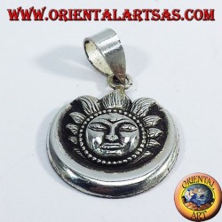 Colgante de plata de la luna del sol de Nepal