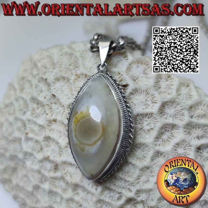 Ciondolo in argento con agata occhio di Shiva (terzo occhio) a navetta e bordo a catena su montatura liscia (i)