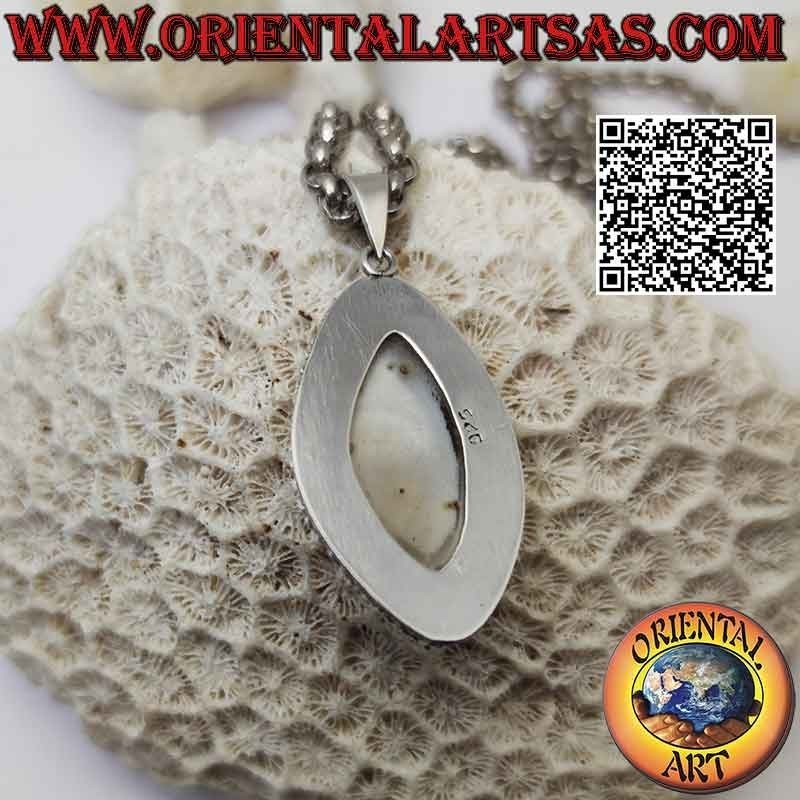 Silver pendant with Shiva's eye (third eye) shuttle agate and chain edge on smooth setting (s)