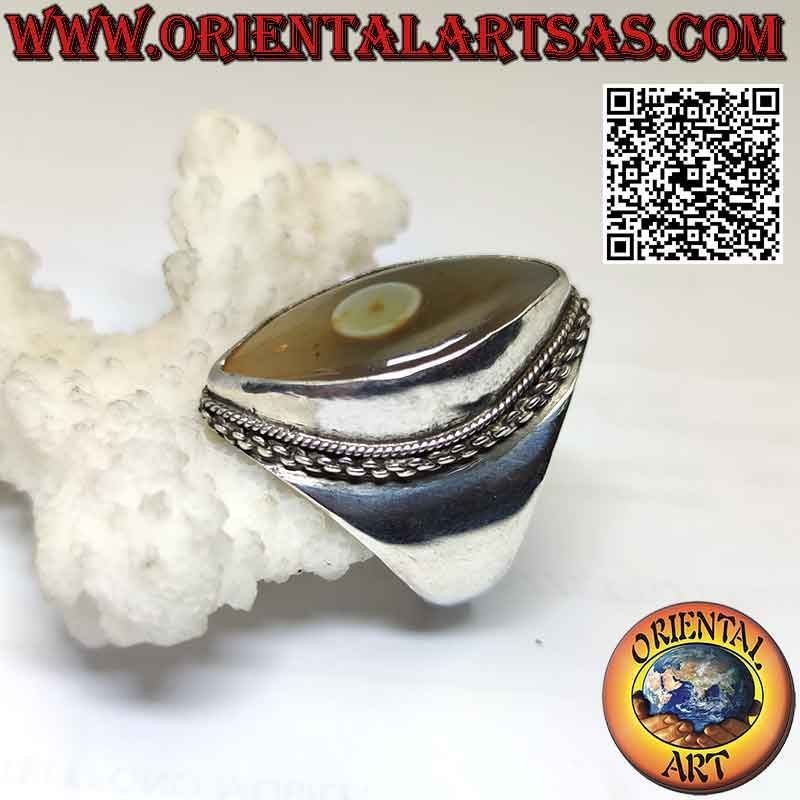 Bague en argent avec agate navette œil de Shiva (troisième œil) et bord de chaîne sur serti lisse (j)