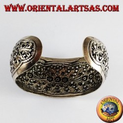 Plata pulsera rígida cincelado a mano