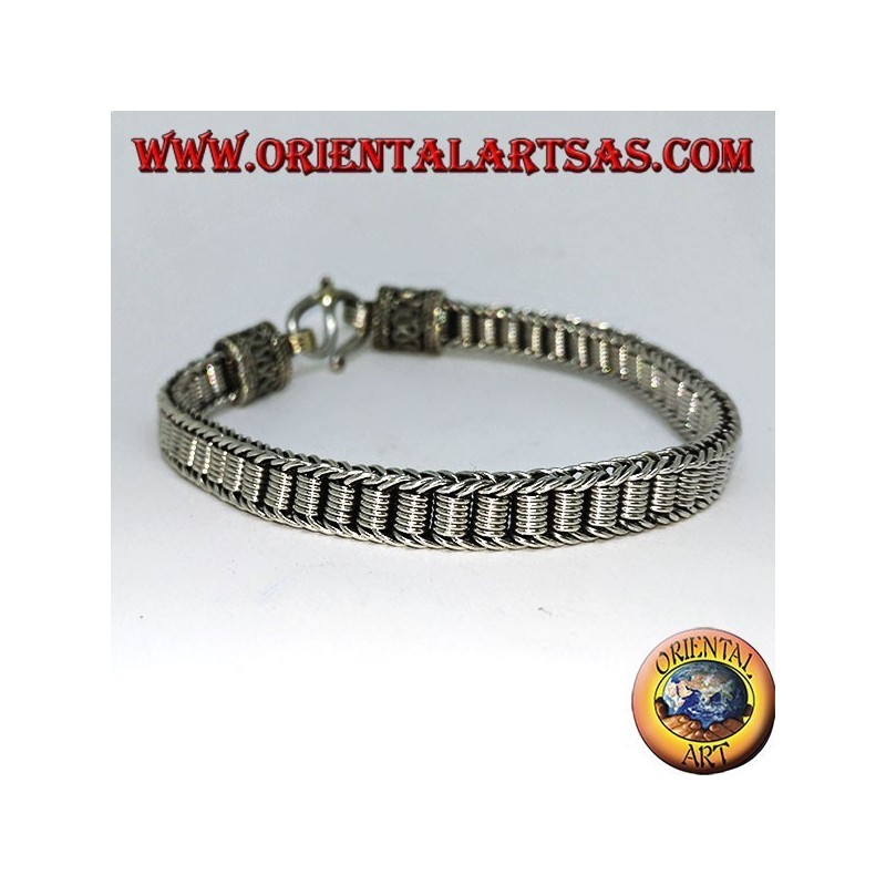 Bracelet plat en argent avec spirales centrales