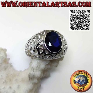 Bague en argent avec saphir synthétique ovale à facettes et décoration baroque romantique ajourée
