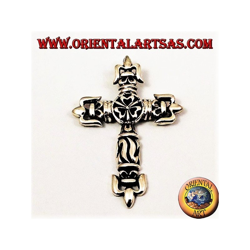 Silver pendant, Gothic cross