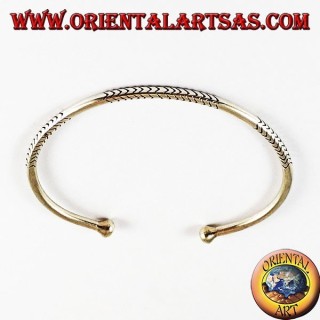 Silver bracelet, hand carved round profile
