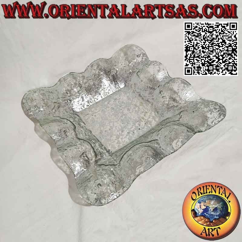Svuotatasche centrotavola quadrato con bordi merlettati in vetro e decorazioni argentee orientali da 33 cm