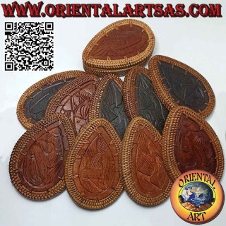 Teardrop jewelery box with engraved decoration in mahogany and wicker (14 x 10)