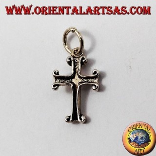 Pendentif argent, petite croix sculptée
