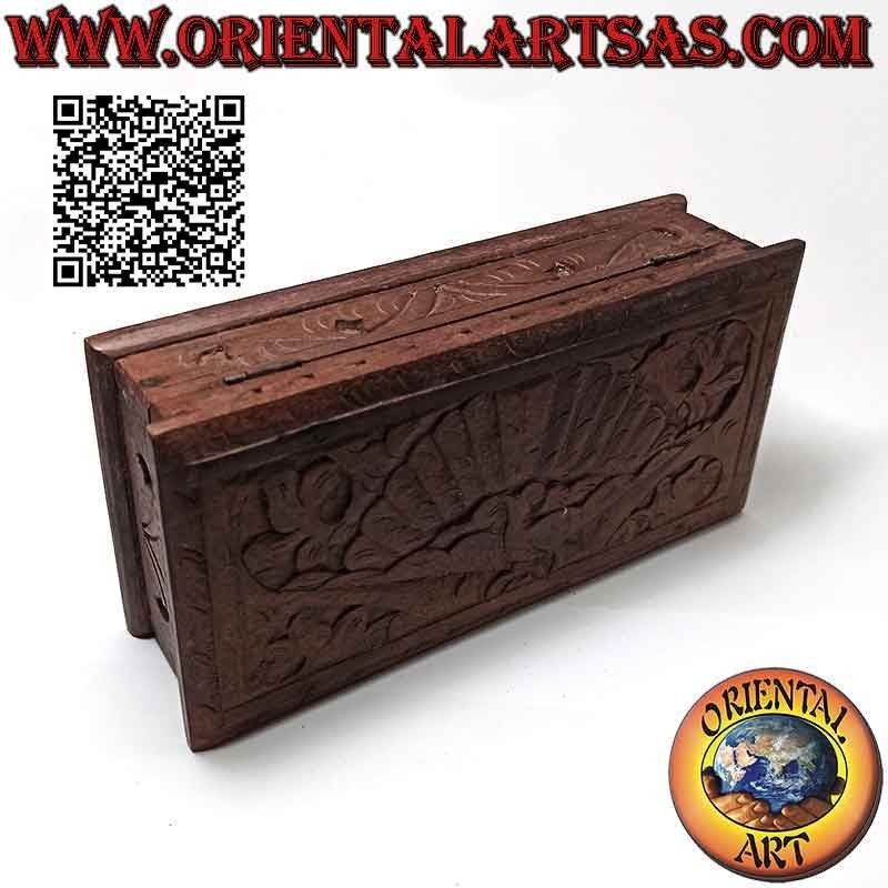 Joyero en cofre con pavo real tallado, en madera de sonokeling (ébano de Indonesia) 20x10 cm