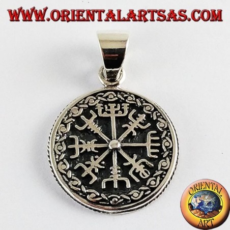 ciondolo d'argento aegishjalmur e vegvisir con rune celtiche