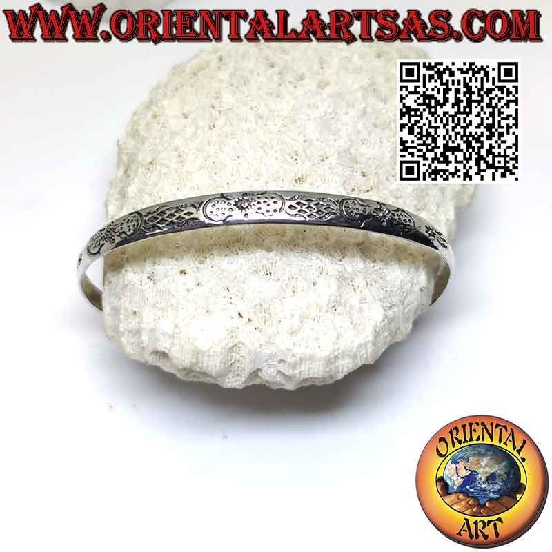 Bracciale rigido in argento 925‰ decoro maori simmetrico inciso e pallina terminale