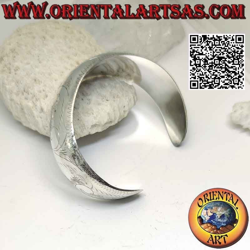 Brazalete rígido ancho, redondeado y liso de plata 925‰ con ligeros grabados barrocos