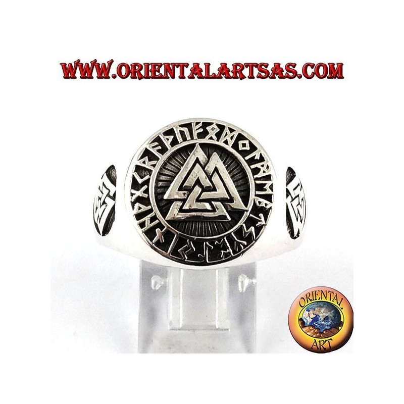 Bague en argent, le noeud d'Odin avec Celtic runes
