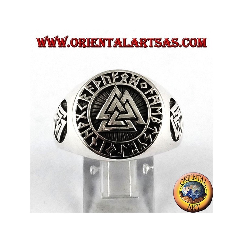 anillo de plata, nudo de Odin con runas celtas
