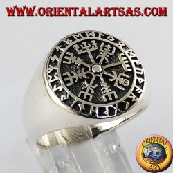 Bague en argent, et Aegishjalmur vegvisir avec Celtic runes