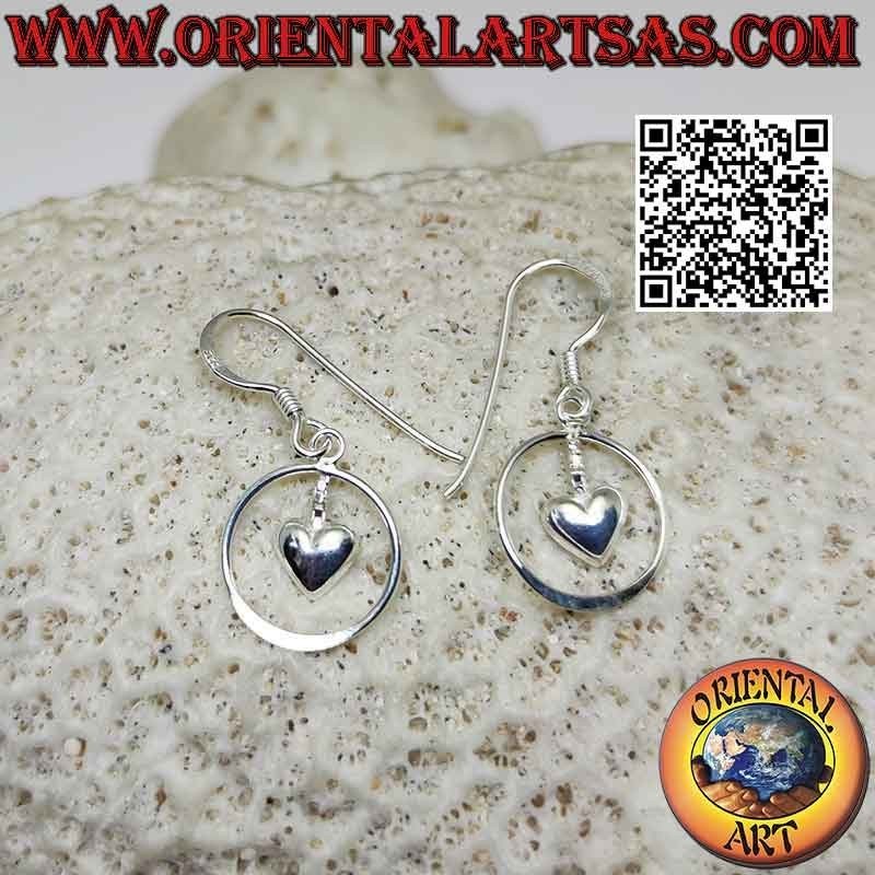 Boucles d'oreilles dormeuses en argent avec coeur lisse arrondi dans le cercle