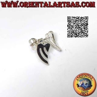 Pendientes de plata de lóbulo corazón liso con punta alargada y par de líneas perforadas
