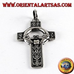 Silber-Anhänger, keltisches Kreuz mit claddagh