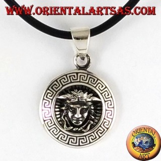 Colgante de plata, la medusa
