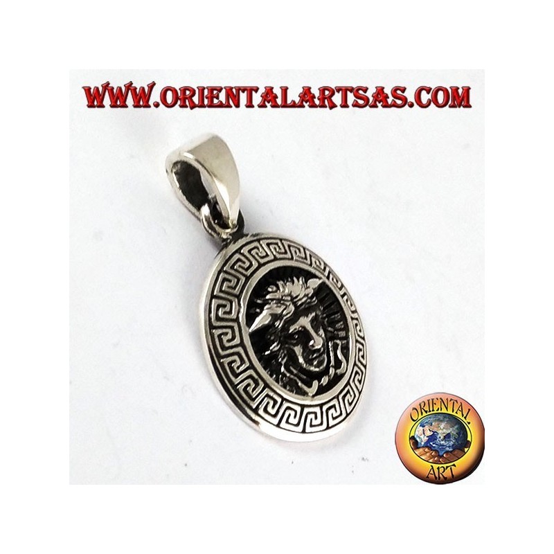 Pendentif argent, méduse