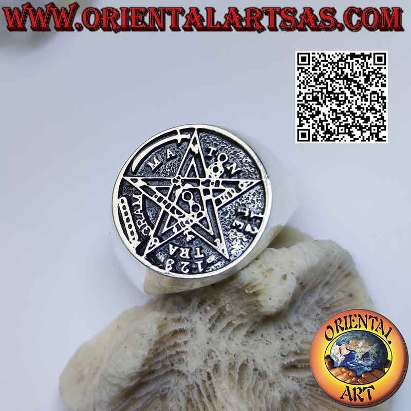 Anello in argento liscio con Tetragrammaton (Stella Microcosmica o Talismano con Pentagramma) a bassorilievo