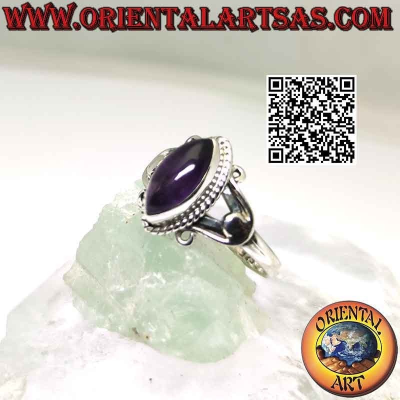 Silberring mit Schiffchen-Cabochon-Amethyst an U-Haken-Fassung