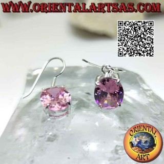 Orecchini in argento con zircone rosa di Francia sfaccettato ovale incastonato su montatura liscia doppia