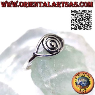 Anello in argento liscio a forma di occhio con pupilla a spirale