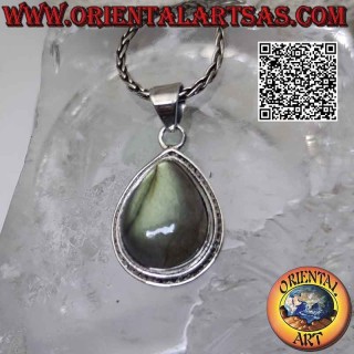 Ciondolo in argento con labradorite a goccia cabochon su montatura liscia con fila di microsfere