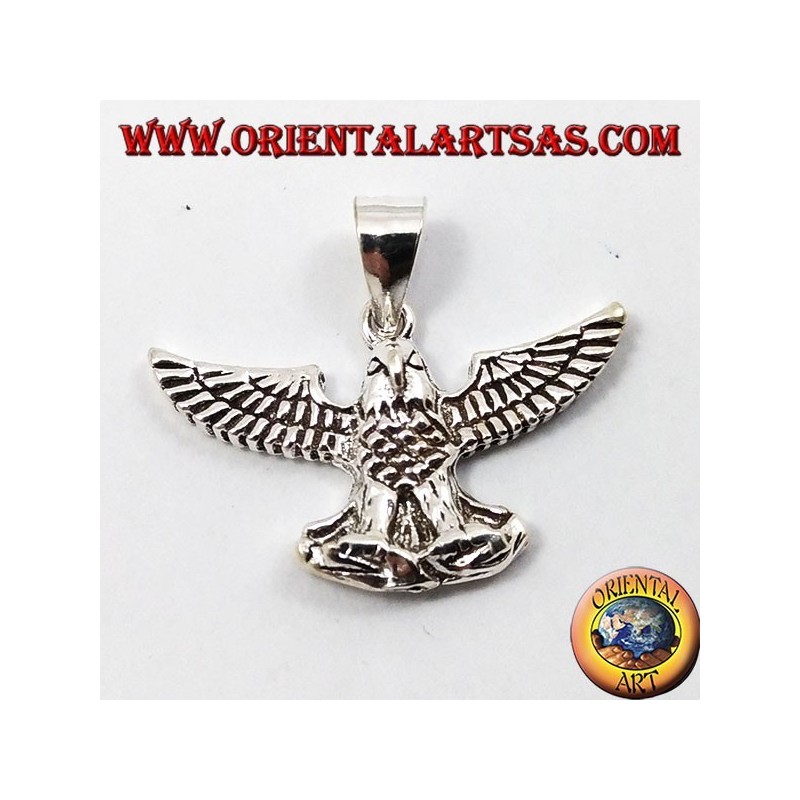 aigle pendentif en argent avec des ailes ouvertes