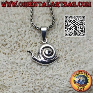 Smooth silver pendant in the shape of a snail or snail in profile