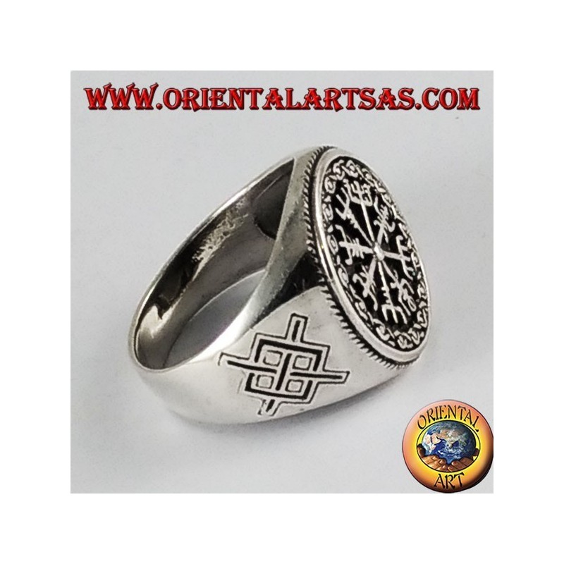 anillo de plata, vegvisir con Gungnir, la lanza de Odín, runa