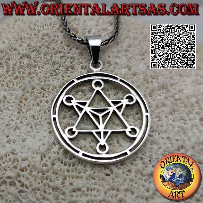 Silberner Anhänger, der durchbrochene Metatron-Würfel (Symbol des Erzengels Metatron oder des Erzengels des Lebens)