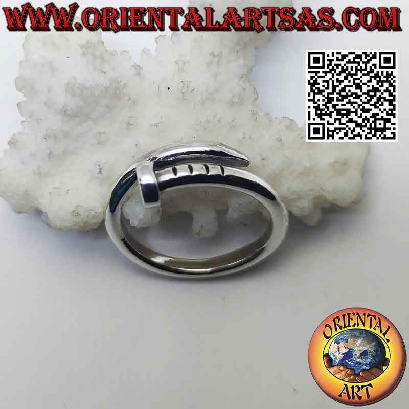 Anello in argento liscio a forma di chiodo