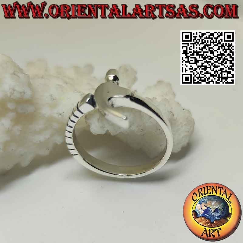 Bague en forme de marteau en argent lisse