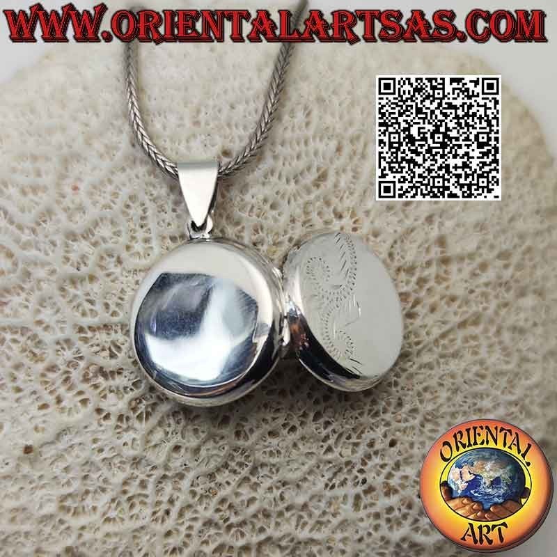 Pendentif photo plat rond lisse en argent avec gravure florale sur la moitié (Ø 20 mm)
