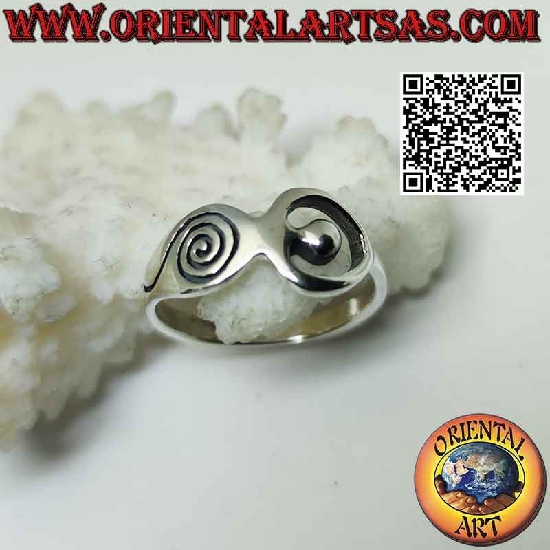 Anillo de plata lisa, la Diosa Madre "Aradia"