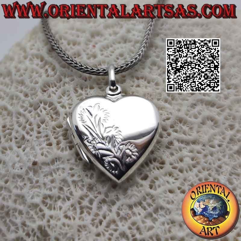 Pendentif photo en argent plat en forme de cœur lisse avec gravure florale sur la moitié (20 * 20)