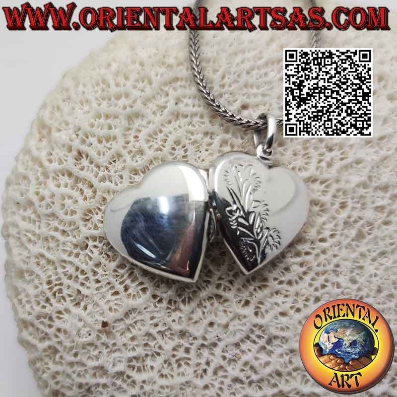 Pendentif photo en argent plat en forme de cœur lisse avec gravure florale sur la moitié (20 * 20)