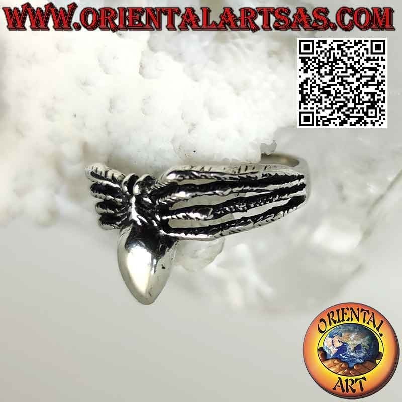 Silver ring in the shape of a tarantula spider on 8 legs (smooth)