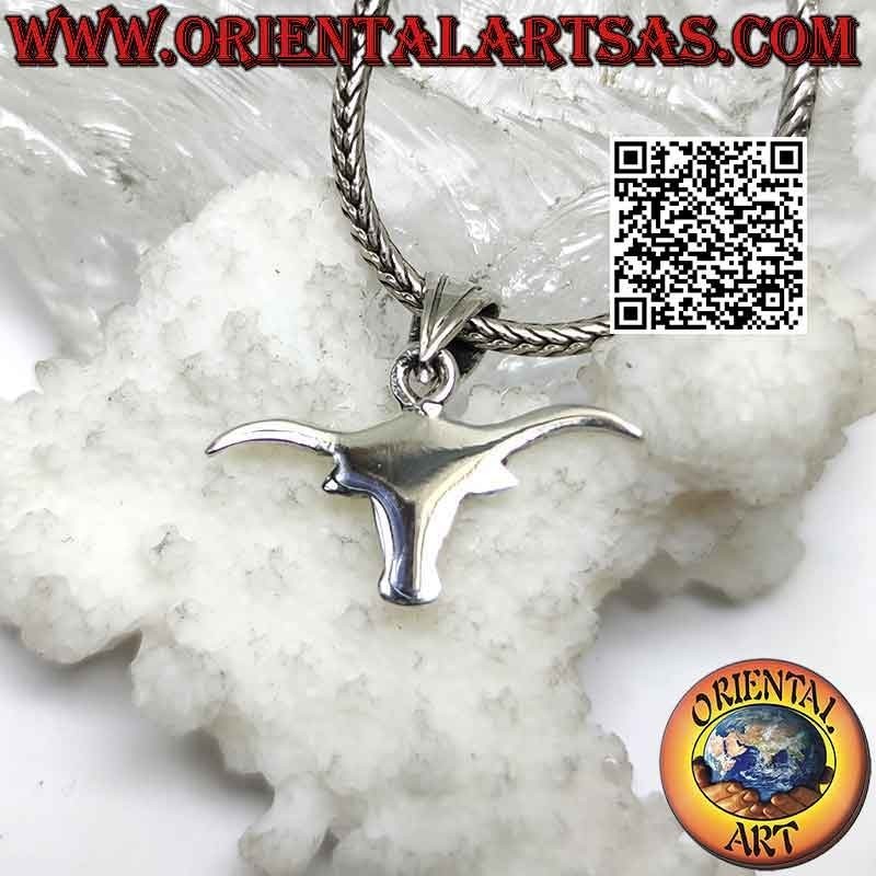 Silver pendant in the shape of a smooth and flat bison head