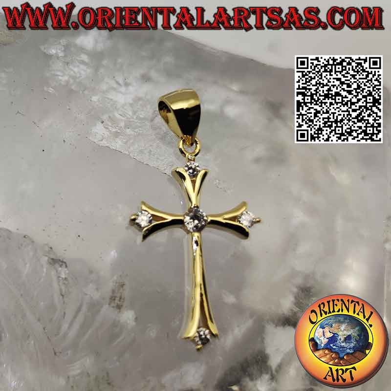 Pendentif en argent, croix latine lys lisse avec zircons ronds aux extrémités et au centre (plaqué or)