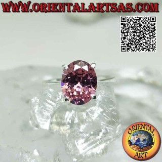 Anello in argento con zircone rosa di Francia sfaccettato ovale incastonato su montatura liscia doppia