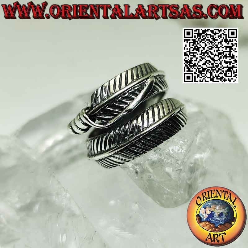 Bague en argent avec une longue plume ajustable arrondie et épaisse, symbole de purification