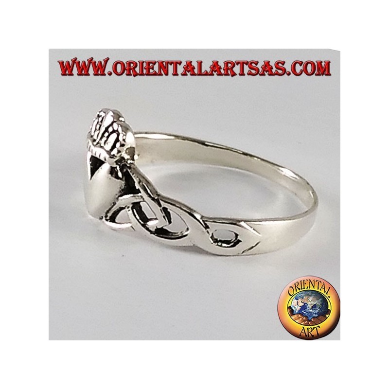 Silver ring Claddagh Irish Love loyalty and friendship