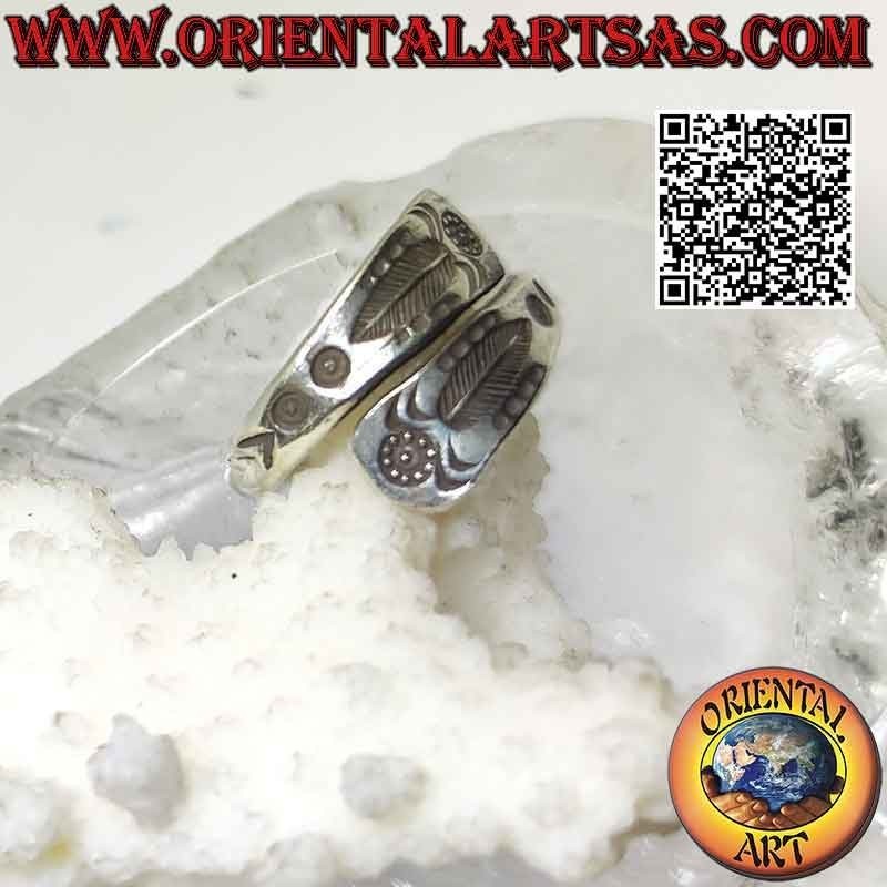 Karen silver double band ring with engraved feather (adjustable)