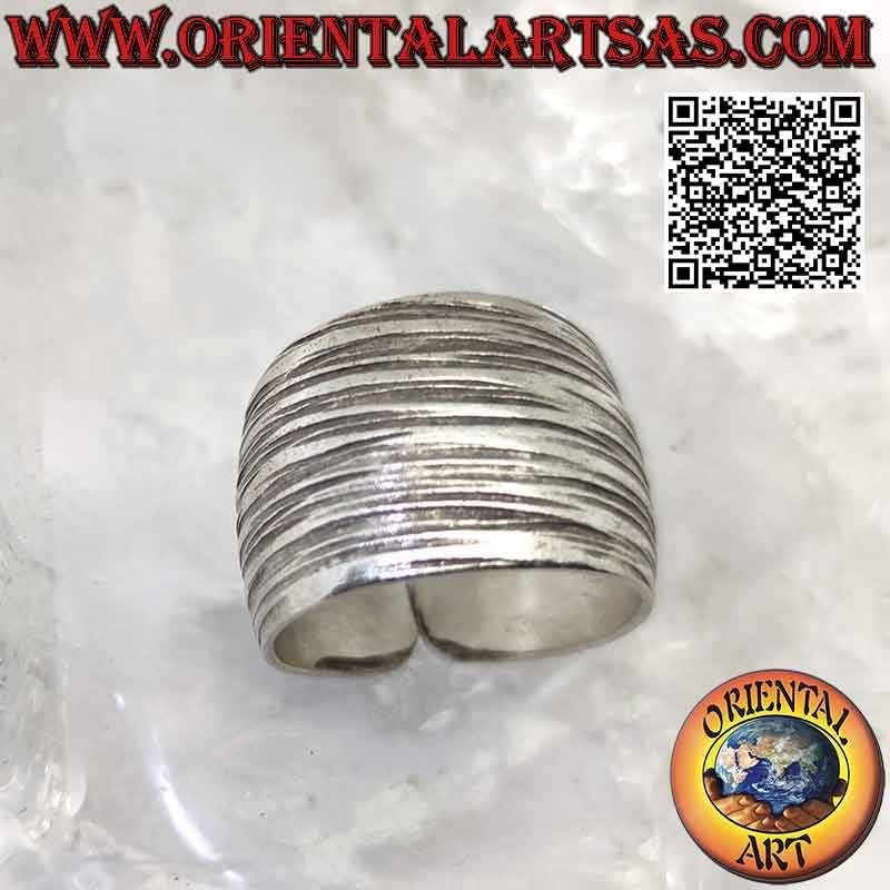 Karen silver ring with wide convex band with engraved horizontal lines (adjustable)
