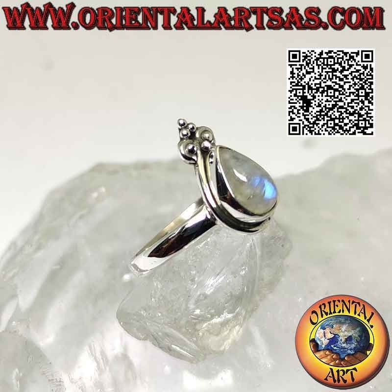 Anillo de plata con lágrima piedra luna arcoiris y lirio