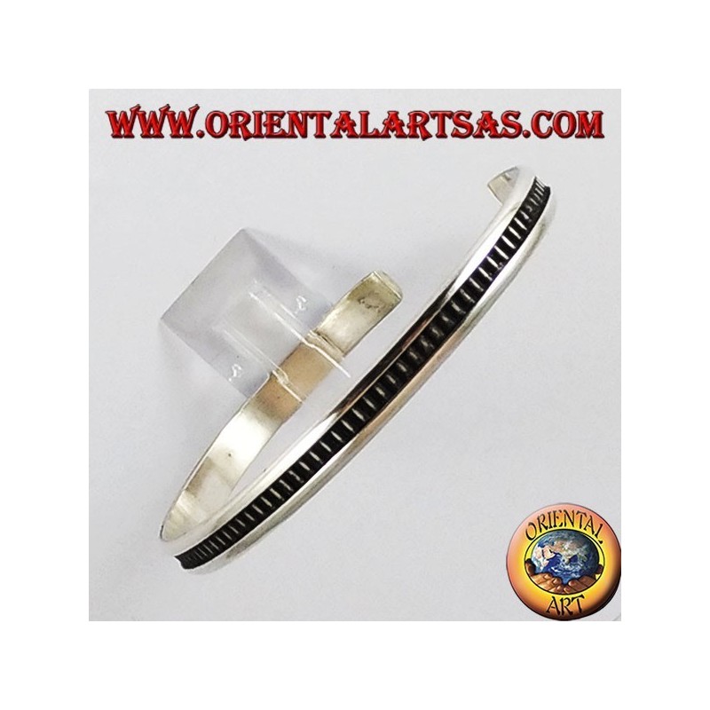 Bracciale d'argento rigido , modello binario