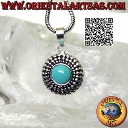 Pendentif en argent avec turquoise ronde et triple rangée de boules en croissance